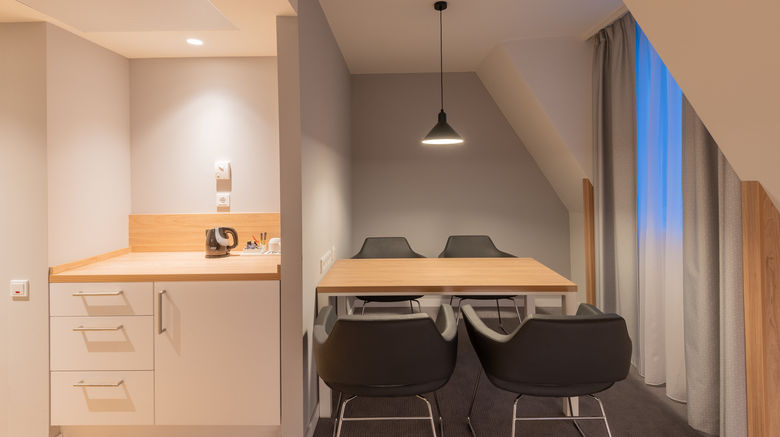 <b>Holiday Inn Express & Suites Potsdam Suite</b>. Images powered by <a href="https://www.leonardoworldwide.com/" title="Leonardo Worldwide" target="_blank">Leonardo</a>.