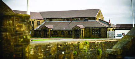 Pennine Manor Hotel Exterior