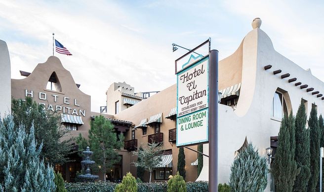 Hotel El Capitan Exterior