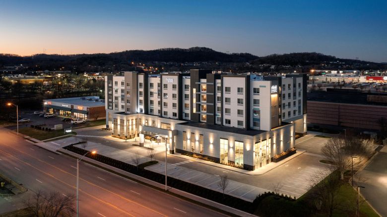 <b>Fairfield Inn & Suites Cool Springs Exterior</b>. Images powered by <a href="https://www.leonardoworldwide.com/" title="Leonardo Worldwide" target="_blank">Leonardo</a>.