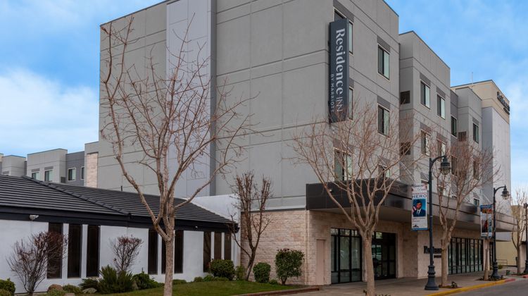 Residence Inn Lancaster Palmdale Exterior