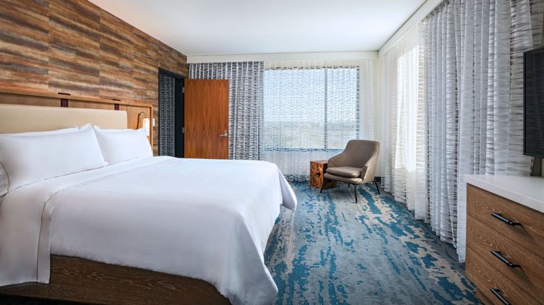 <b>The Westin Dallas Southlake Suite</b>. Images powered by <a href="https://www.leonardoworldwide.com/" title="Leonardo Worldwide" target="_blank">Leonardo</a>.