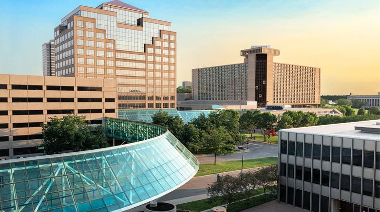 <b>The Westin Kansas City at Crown Center Exterior</b>. Images powered by <a href="https://www.leonardoworldwide.com/" title="Leonardo Worldwide" target="_blank">Leonardo</a>.