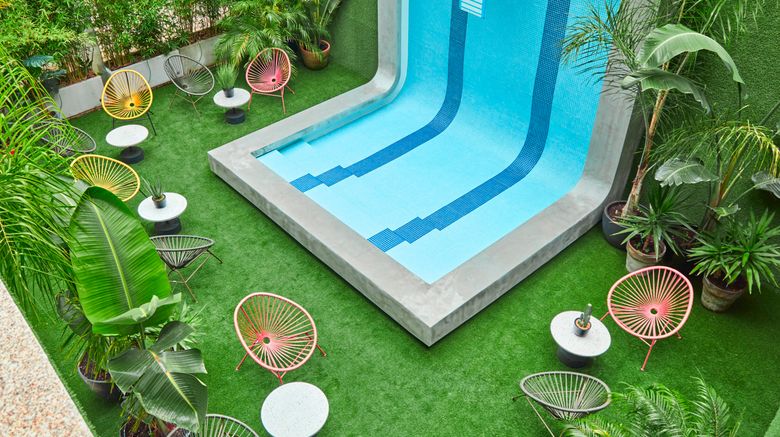 <b>Chic and Basic Gravity Exterior</b>. Images powered by <a href="https://www.leonardoworldwide.com/" title="Leonardo Worldwide" target="_blank">Leonardo</a>.