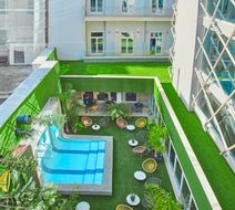 Chic and Basic Gravity Exterior