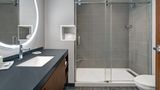 Courtyard by Marriott Hamilton Room