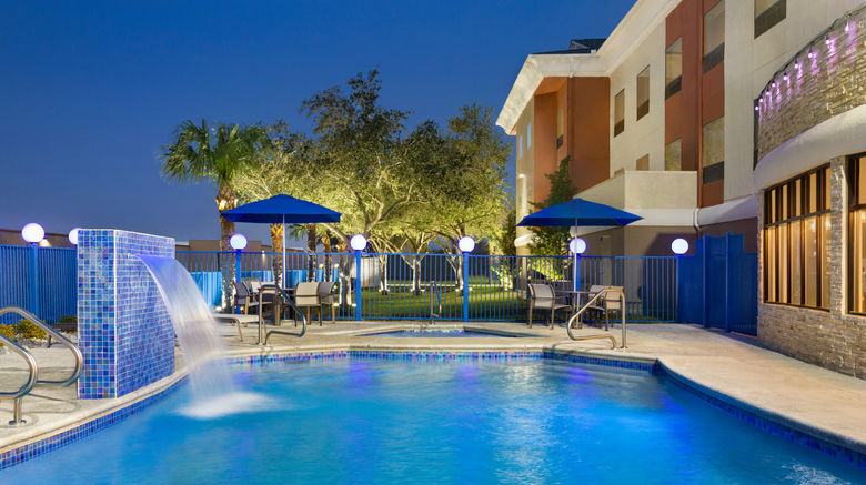 <b>Holiday Inn Express Pool</b>. Images powered by <a href="https://www.leonardoworldwide.com/" title="Leonardo Worldwide" target="_blank">Leonardo</a>.