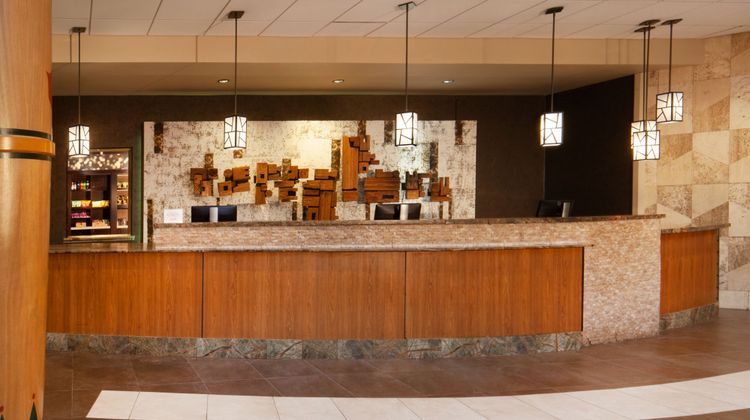 Sheraton Anchorage Hotel & Spa Lobby
