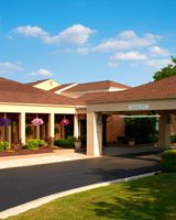 Courtyard by Marriott Detroit Dearborn