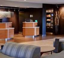 Courtyard by Marriott Detroit Dearborn Lobby