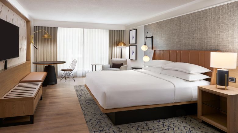 <b>Sheraton Gateway Hotel Toronto Airport Room</b>. Images powered by <a href="https://www.leonardoworldwide.com/" title="Leonardo Worldwide" target="_blank">Leonardo</a>.