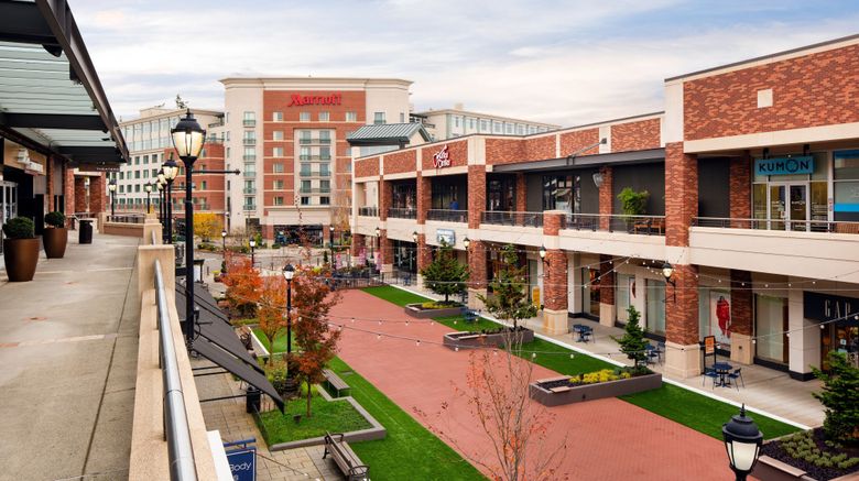 <b>Seattle Marriott Redmond Exterior</b>. Images powered by <a href="https://www.leonardoworldwide.com/" title="Leonardo Worldwide" target="_blank">Leonardo</a>.