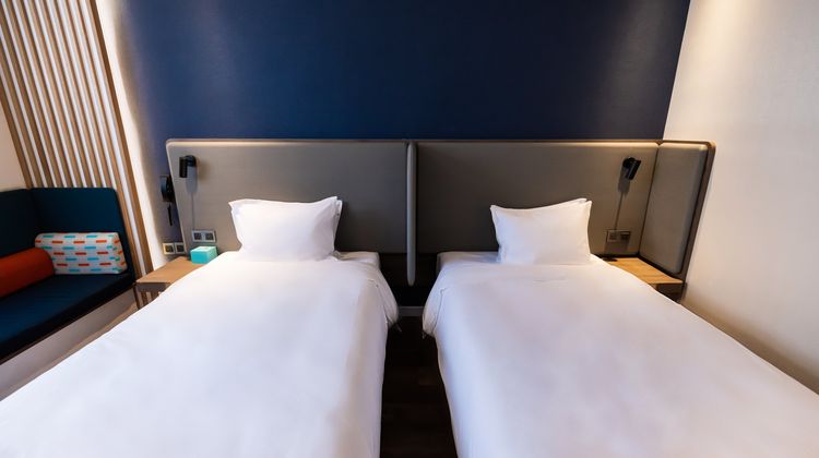 Holiday Inn Express Exhibition Center Room