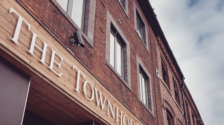 <b>The Townhouse Apartments Exterior</b>. Images powered by <a href="https://www.leonardoworldwide.com/" title="Leonardo Worldwide" target="_blank">Leonardo</a>.