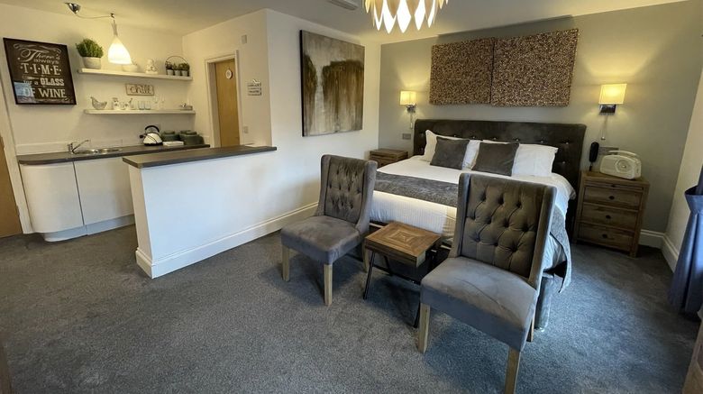 <b>The Townhouse Apartments Room</b>. Images powered by <a href="https://www.leonardoworldwide.com/" title="Leonardo Worldwide" target="_blank">Leonardo</a>.