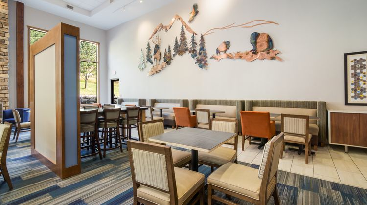 Holiday Inn Express Hotel & Suites Restaurant