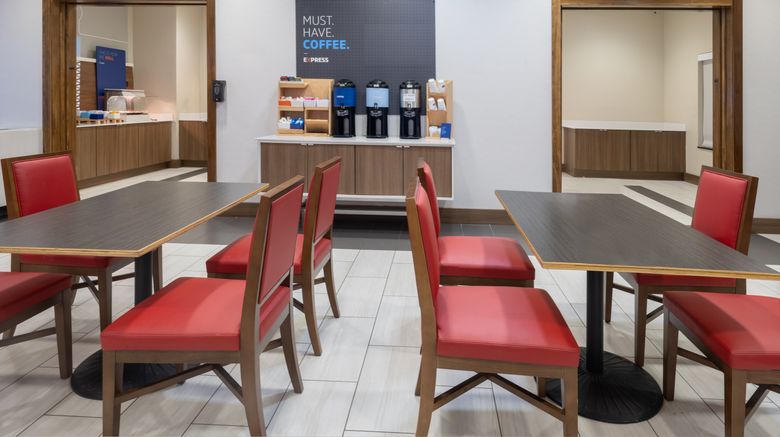 <b>Holiday Inn Express & Suites Dallas East Restaurant</b>. Images powered by <a href="https://www.leonardoworldwide.com/" title="Leonardo Worldwide" target="_blank">Leonardo</a>.