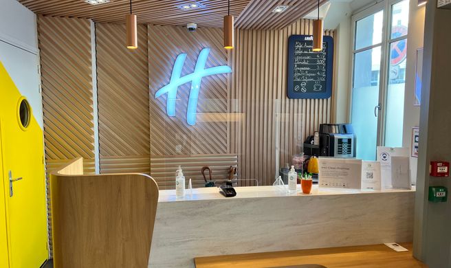 Holiday Inn Paris - Auteuil Exterior