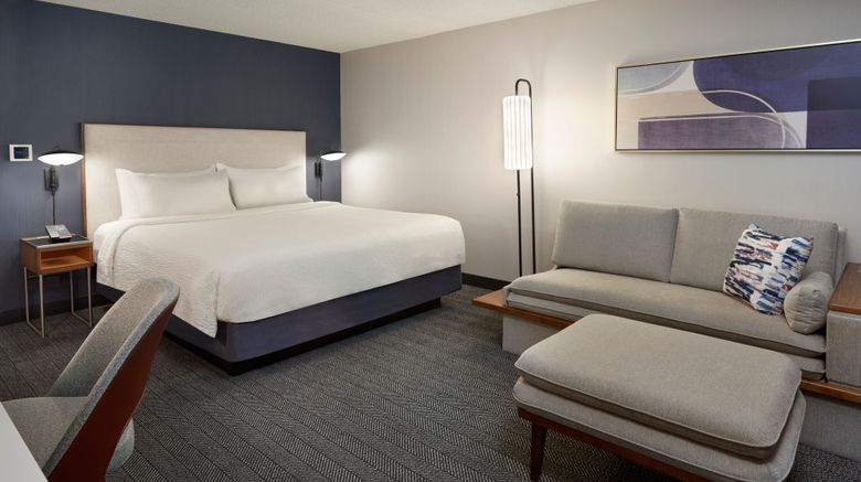 <b>Courtyard by Marriott Toronto Markham Room</b>. Images powered by <a href="https://leonardo.com/" title="Leonardo Worldwide" target="_blank">Leonardo</a>.