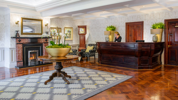 Meadowlands Hotel Lobby