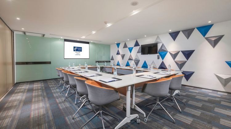 Holiday Inn Express Shanghai Gubei Meeting
