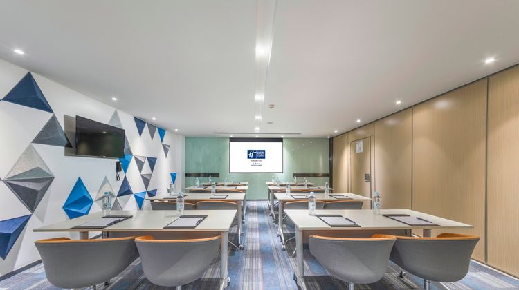 Holiday Inn Express Shanghai Gubei Meeting