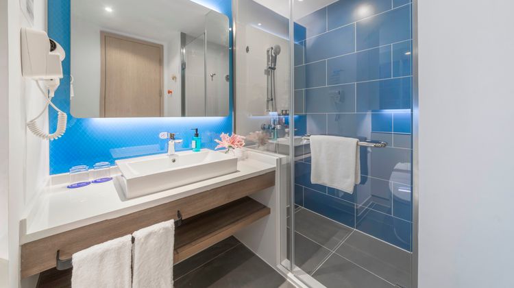 Holiday Inn Express Shanghai Gubei Suite