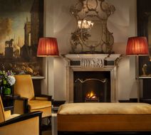 The Carlyle, A Rosewood Hotel Lobby