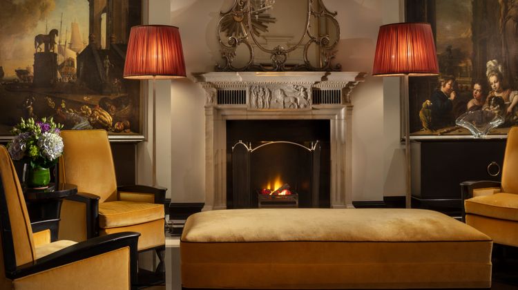 The Carlyle, A Rosewood Hotel Lobby