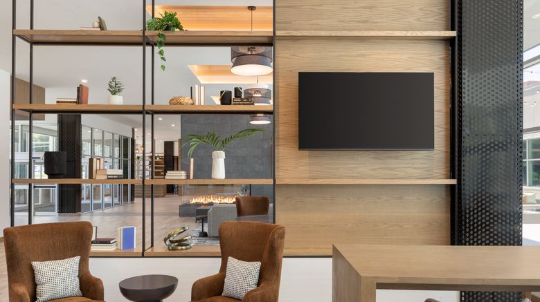<b>Staybridge Stes Rochester-St Marys Area Lobby</b>. Images powered by <a href="https://www.leonardoworldwide.com/" title="Leonardo Worldwide" target="_blank">Leonardo</a>.