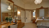 Dean Court Hotel Suite