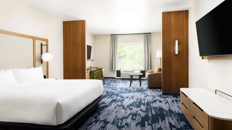 Fairfield Inn & Suites Oakhurst Yosemite Suite