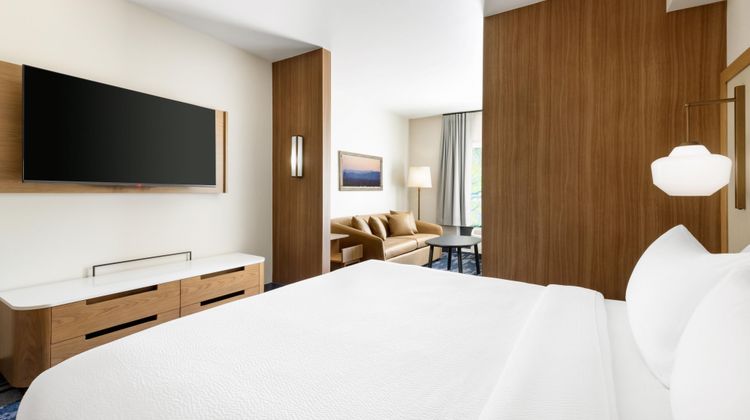 Fairfield Inn & Suites Oakhurst Yosemite Suite