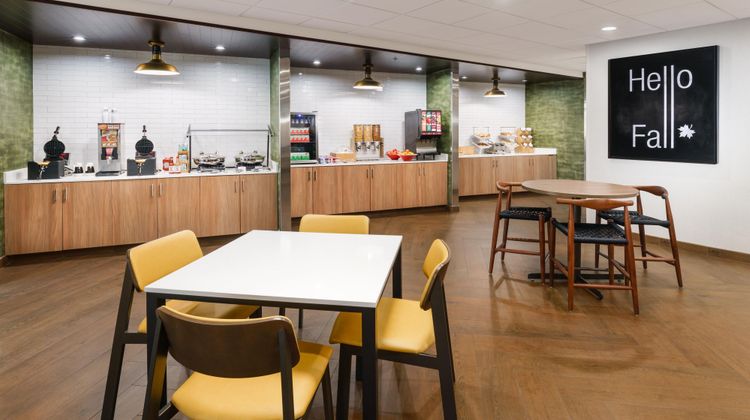 Fairfield Inn & Suites Oakhurst Yosemite Restaurant