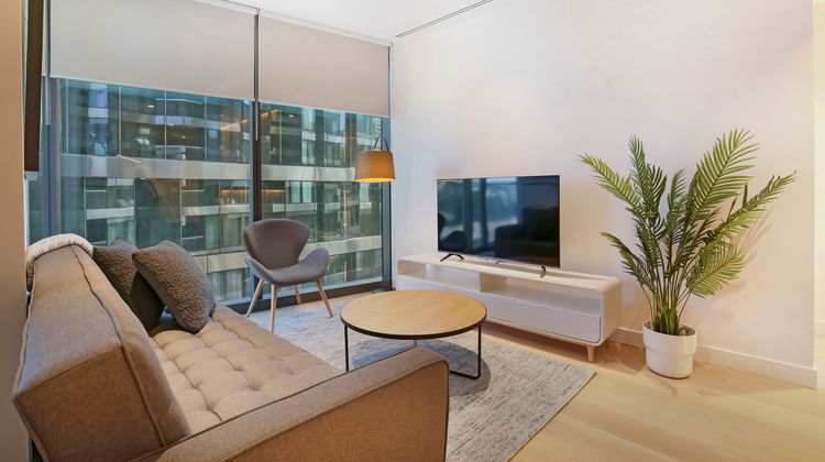 Astra Melbourne CBD-Collins Arch Room