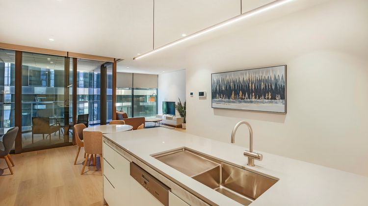 Astra Melbourne CBD-Collins Arch Room