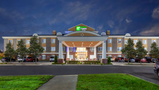 Holiday Inn Express & Suites Woodhaven