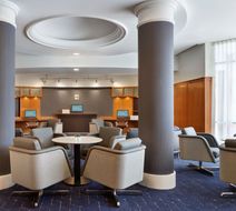 Courtyard Toronto Mississauga/Meadowvale Lobby