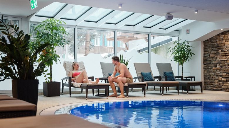 <b>Walliserhof Grand Hotel & Spa Pool</b>. Images powered by <a href="https://www.leonardoworldwide.com/" title="Leonardo Worldwide" target="_blank">Leonardo</a>.