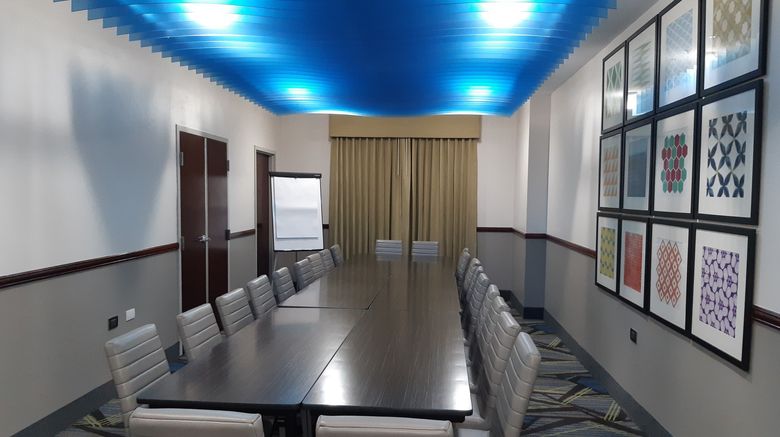 <b>Holiday Inn Express Hotel & Suites Meeting</b>. Images powered by <a href="https://www.leonardoworldwide.com/" title="Leonardo Worldwide" target="_blank">Leonardo</a>.