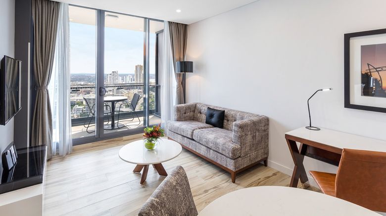 <b>Meriton Suites Southport Suite</b>. Images powered by <a href="https://www.leonardoworldwide.com/" title="Leonardo Worldwide" target="_blank">Leonardo</a>.