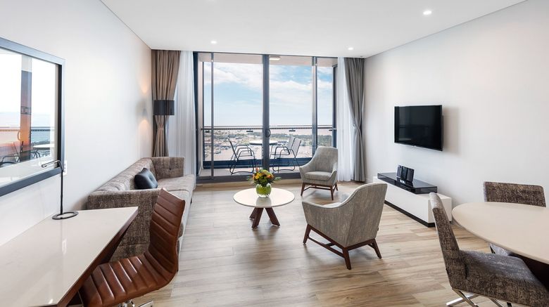 <b>Meriton Suites Southport Suite</b>. Images powered by <a href="https://www.leonardoworldwide.com/" title="Leonardo Worldwide" target="_blank">Leonardo</a>.