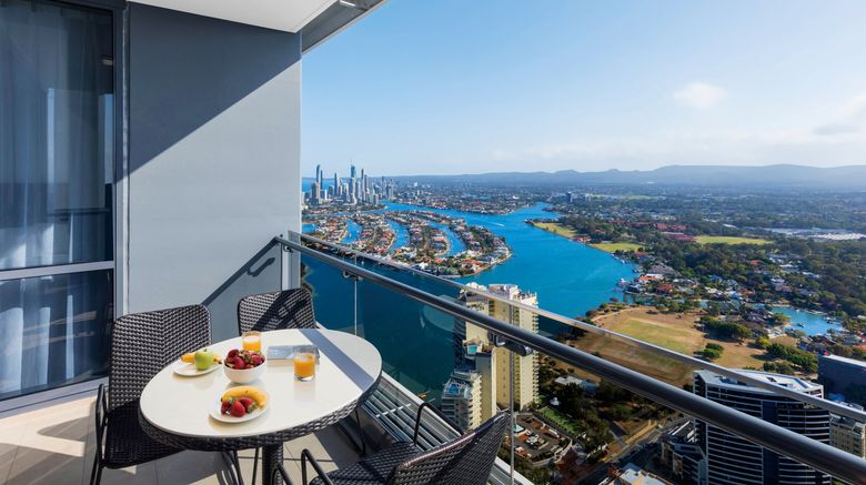 <b>Meriton Suites Southport Suite</b>. Images powered by <a href="https://www.leonardoworldwide.com/" title="Leonardo Worldwide" target="_blank">Leonardo</a>.