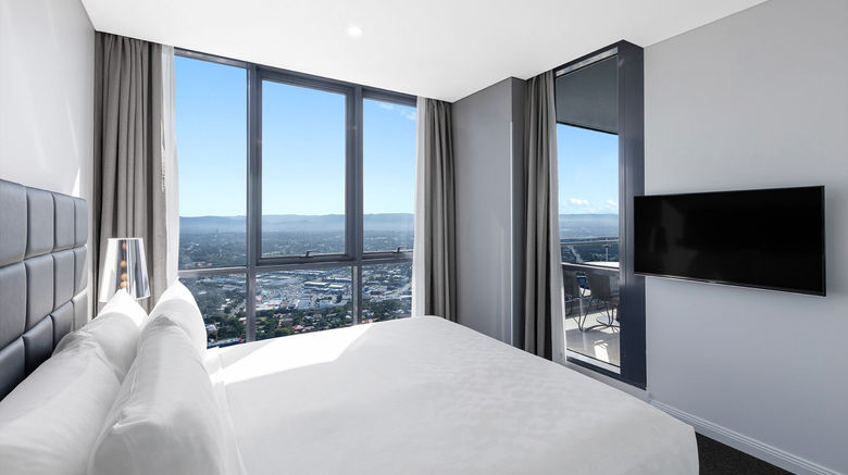 <b>Meriton Suites Southport Suite</b>. Images powered by <a href="https://www.leonardoworldwide.com/" title="Leonardo Worldwide" target="_blank">Leonardo</a>.