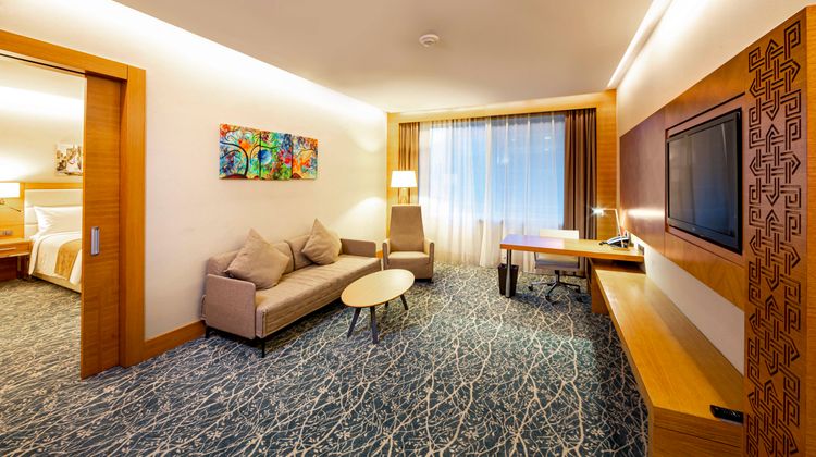 Holiday Inn Baku Suite