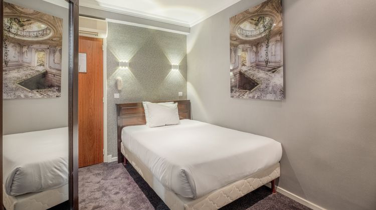 Hotel London Room