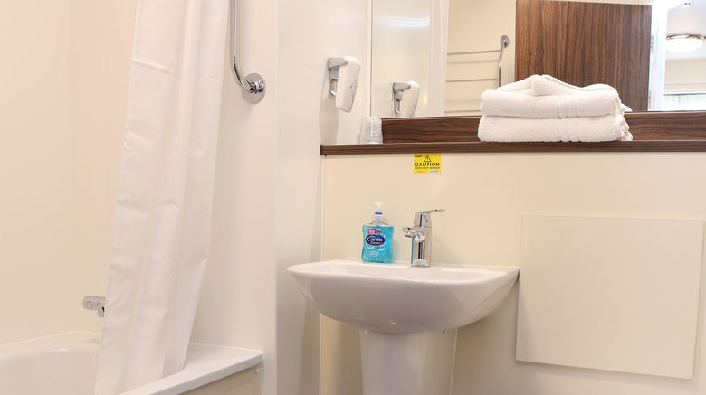 <b>Harbour Spring Marstons Inns Room</b>. Images powered by <a href="https://www.leonardoworldwide.com/" title="Leonardo Worldwide" target="_blank">Leonardo</a>.