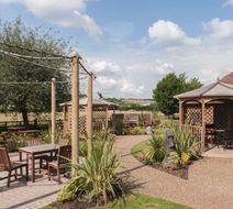 Meadow Farm Marstons Inns Exterior