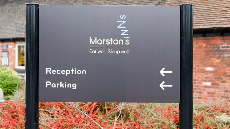 Meadow Farm Marstons Inns Exterior