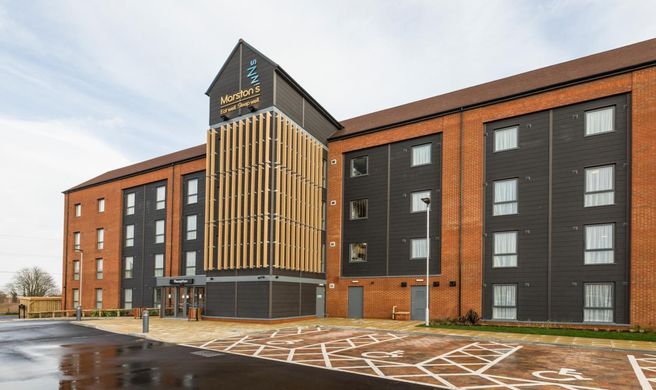 Spring River Marstons Inns Exterior